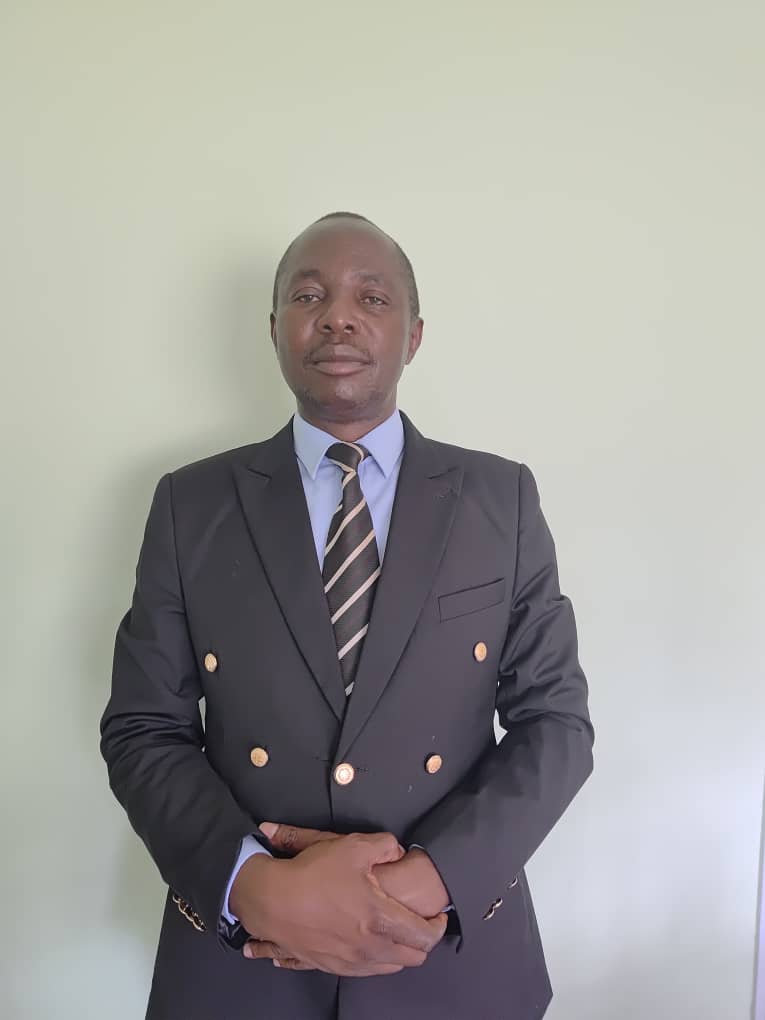 Mr L Masaire